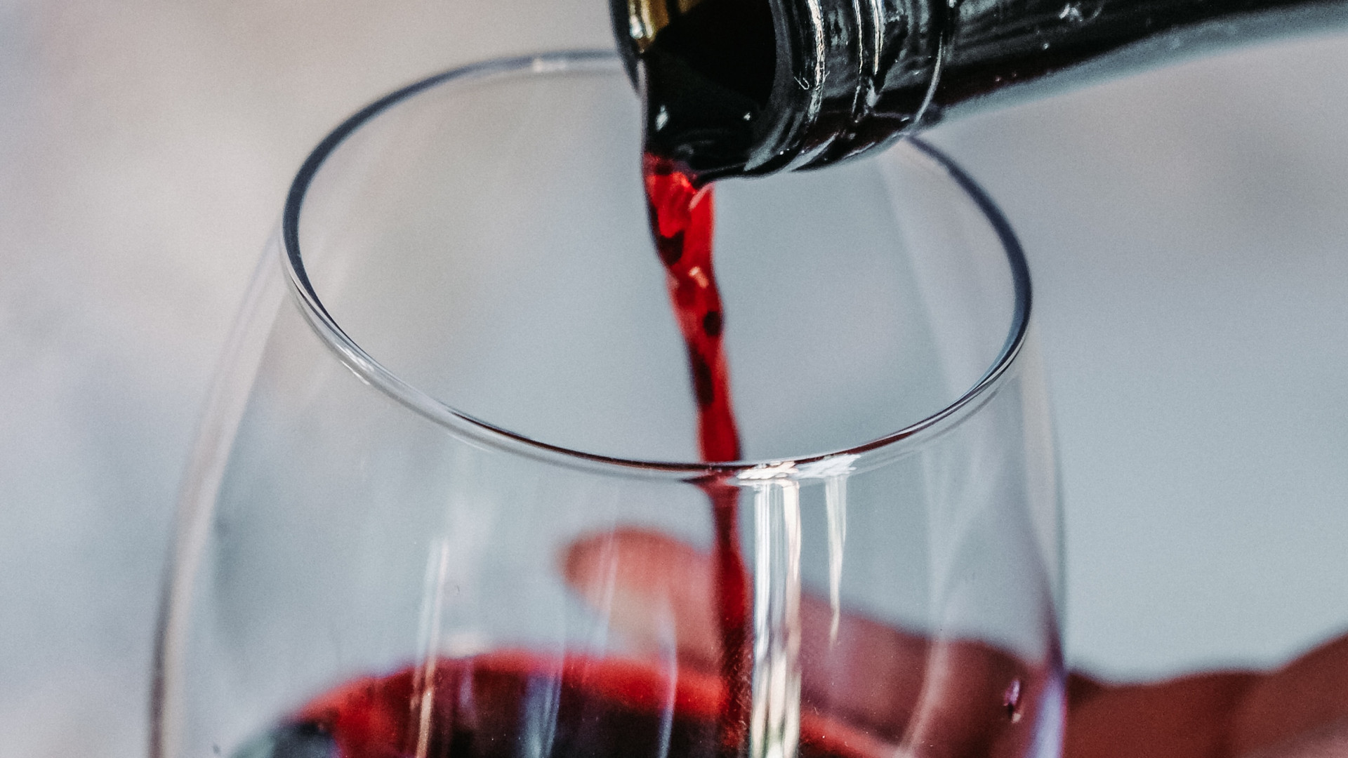 Choisir des vins en primeur : critères et astuces
